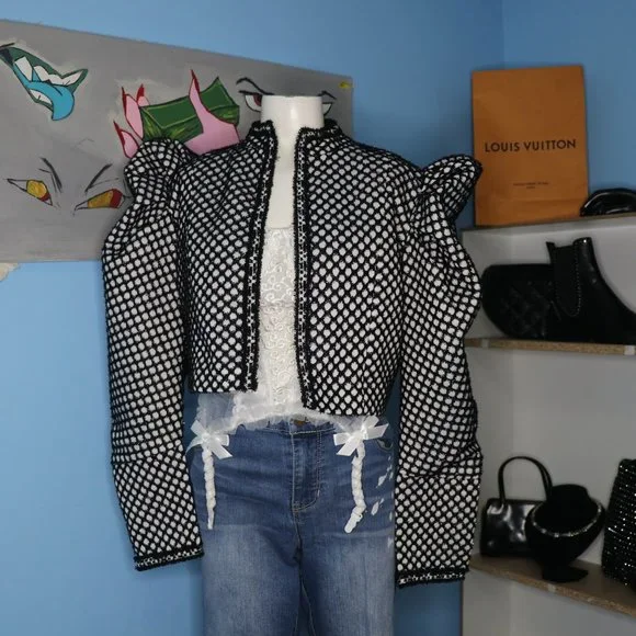 Peplum Shoulder Overcoat | Twotwinstyle - Picture 6 of 10